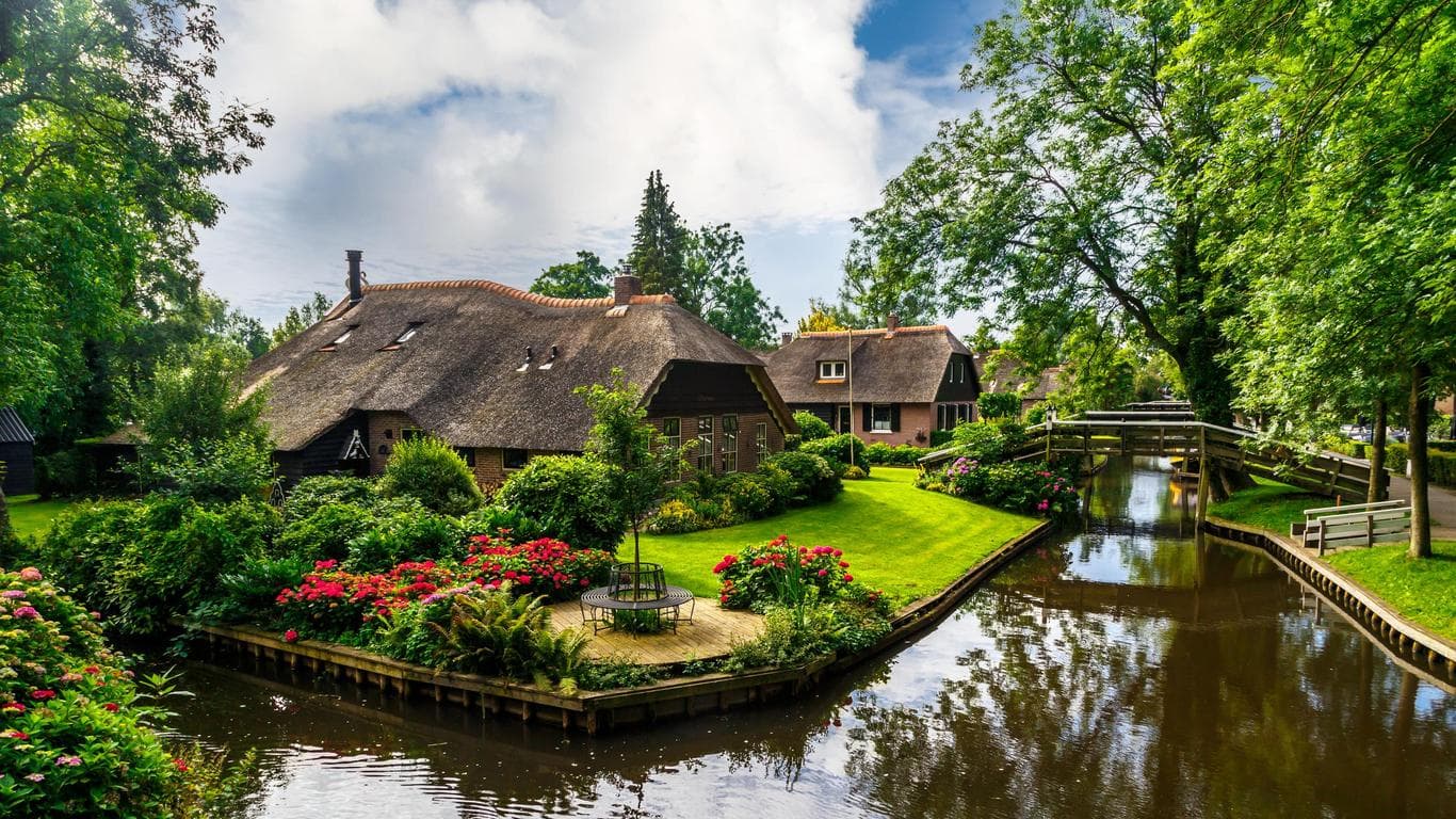 Natur pur und Ruhe genießen: Giethoorn Netherlands für Ihren nächsten Ausflug