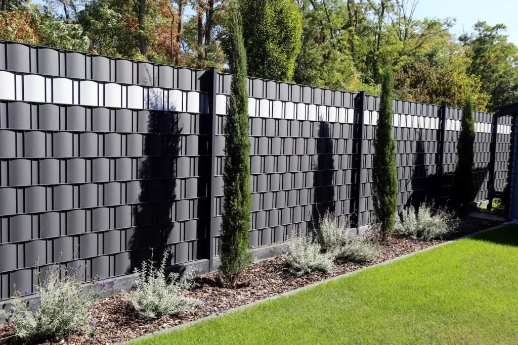 Modern Sichtschutz: Sleek Solutions for Stylish Seclusion