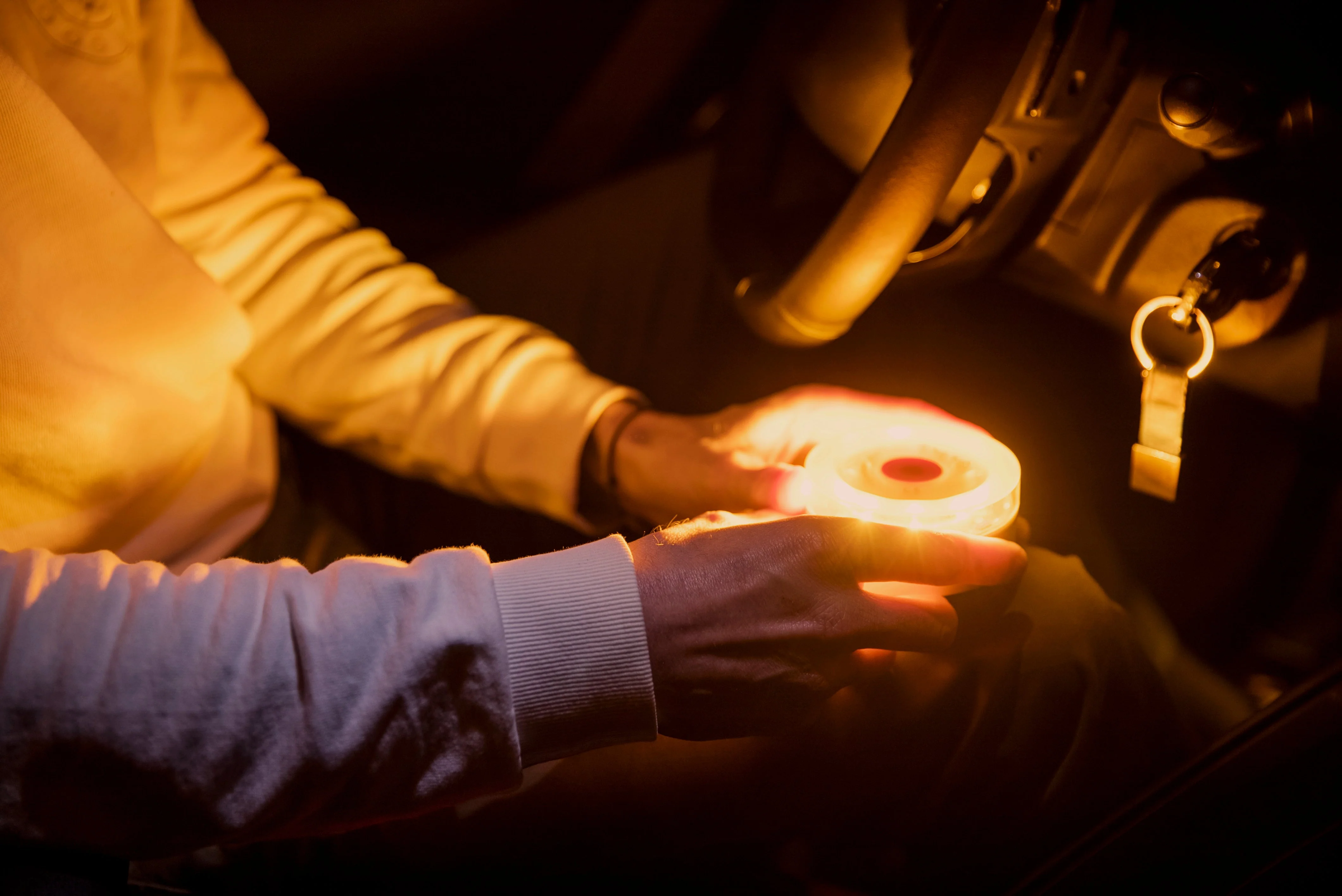 So verbessert die Warnleuchte V16 deine Sicherheit bei Nacht und Nebel