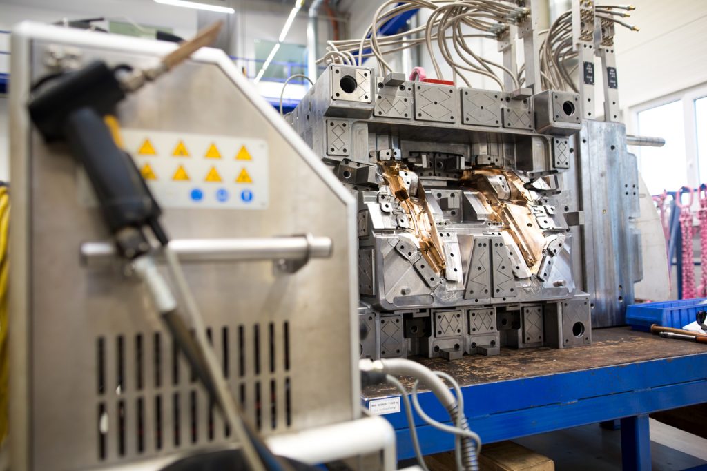 Maxnext GmbH: Formenbau Spritzguss vom Prototyp bis zur Serienfertigung Einfach Online Bestellen