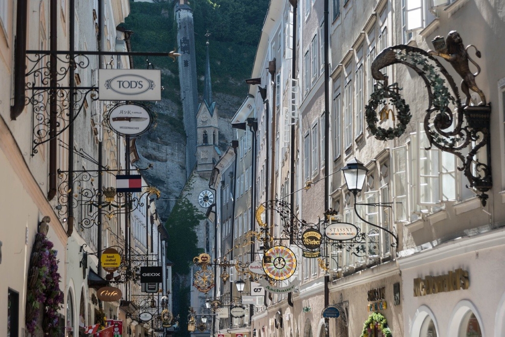 Fesselnde Feiern: DJ-Salzburgs unübertroffene Expertise für Salzburger Hochzeiten