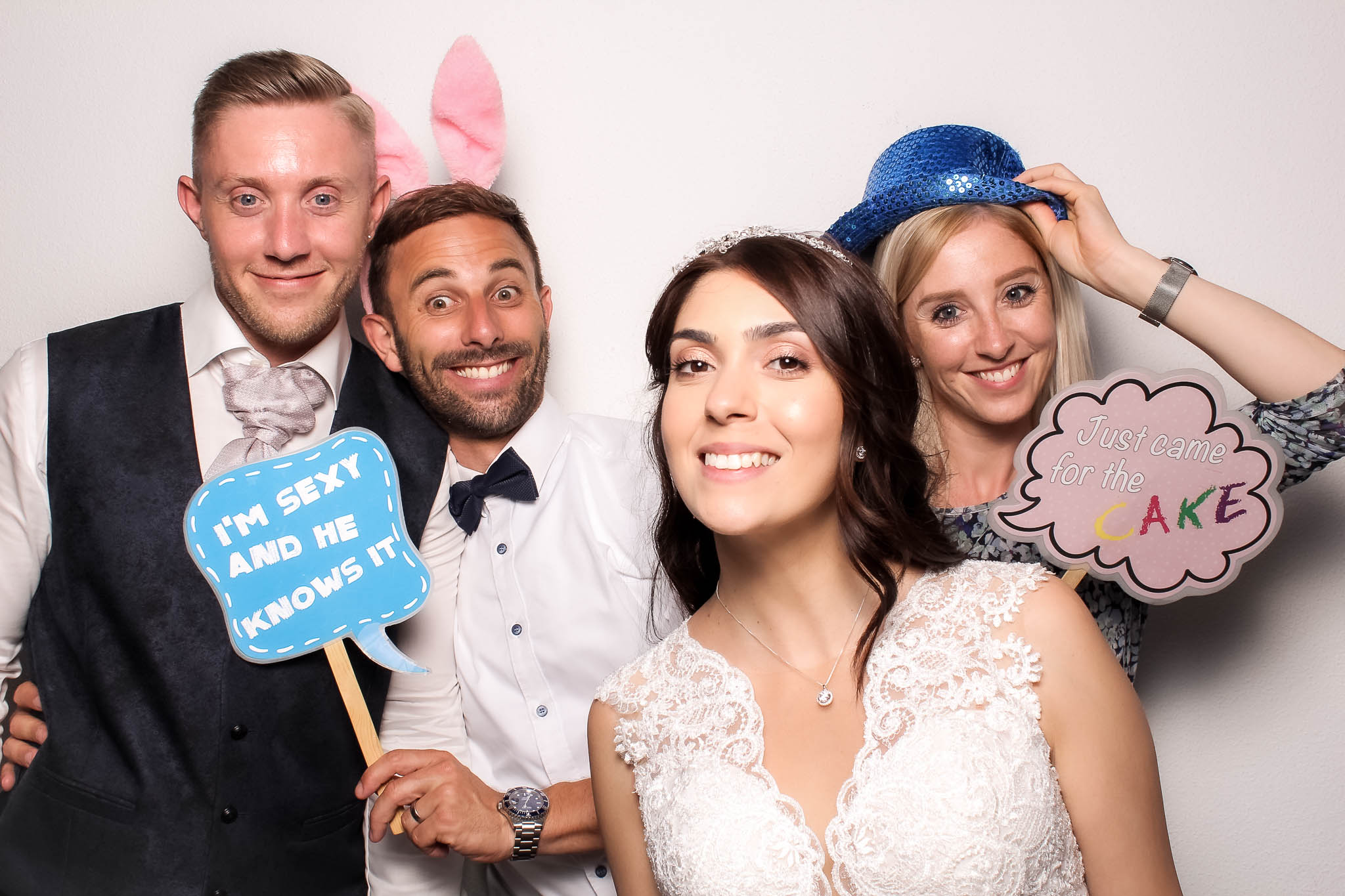 Fotobox mit Drucker: Professionelle Fotos und Spaß für alle Gäste