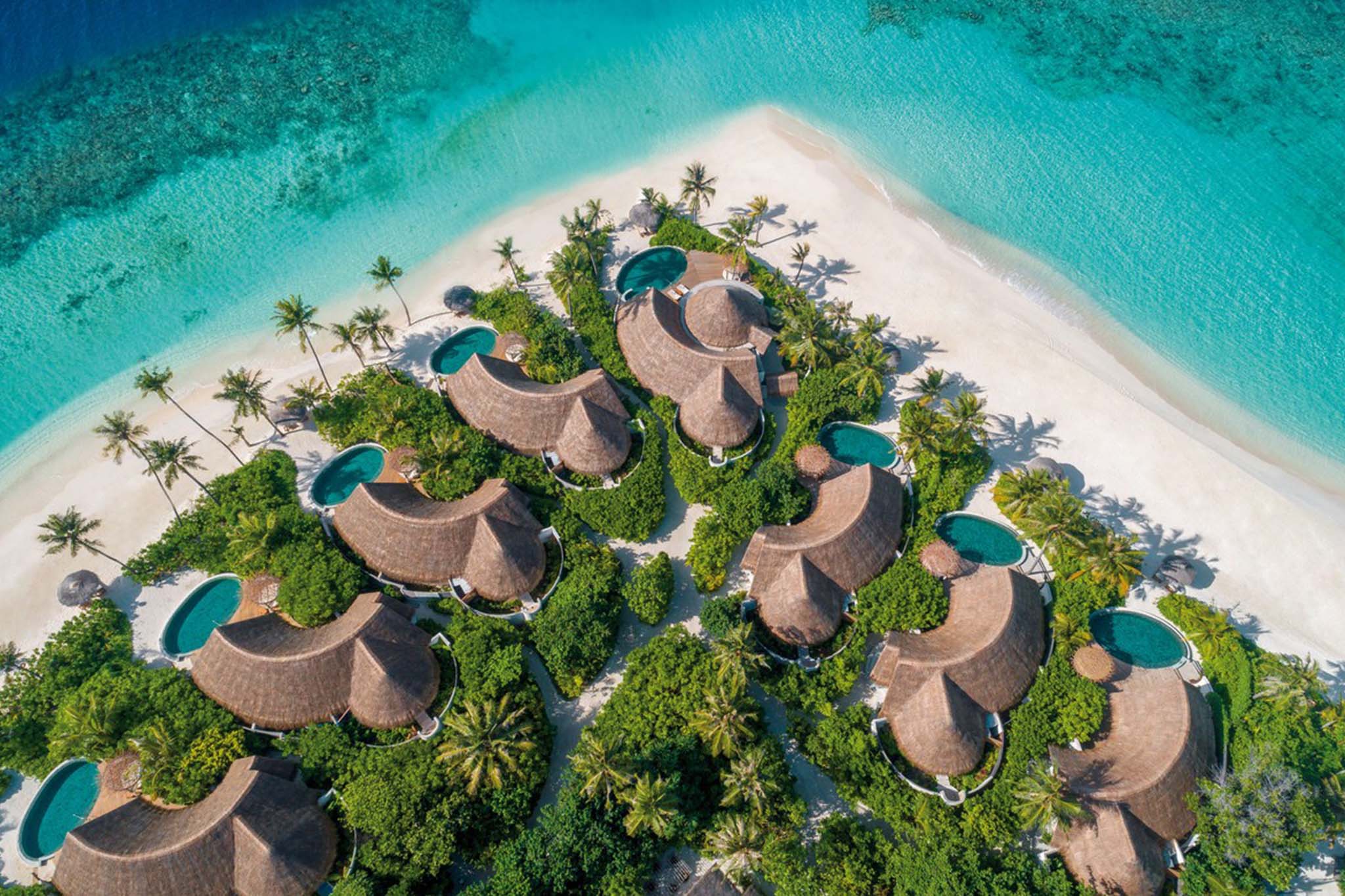 Genießen Sie den Malediven Urlaub: Traumhafte Strände, Luxus-Bungalows und Kulinarische Höhepunkte